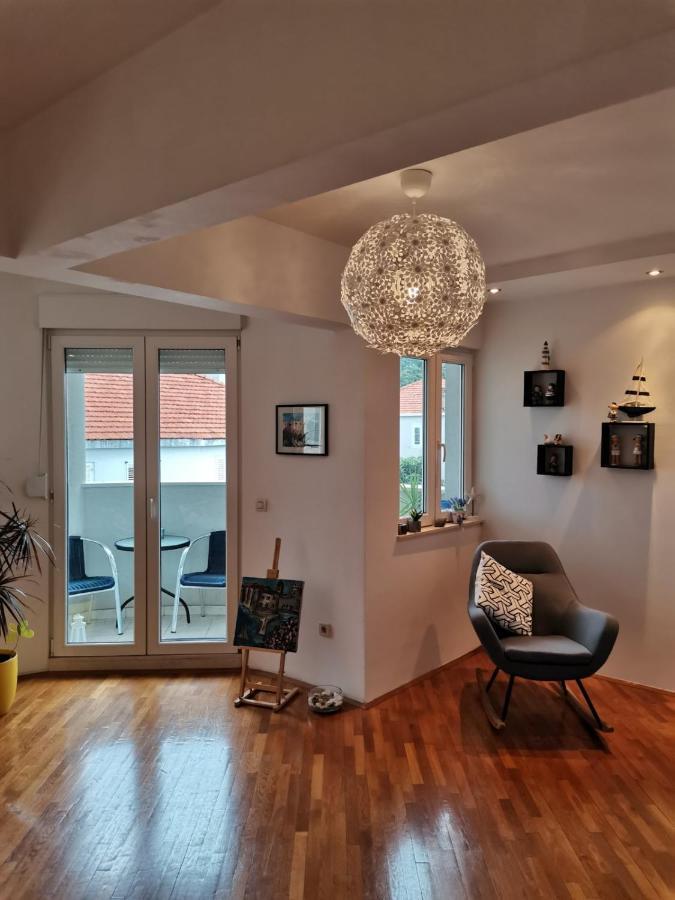 1 Apartmant & 1 Delux Room With Bathroom Ντουμπρόβνικ Εξωτερικό φωτογραφία