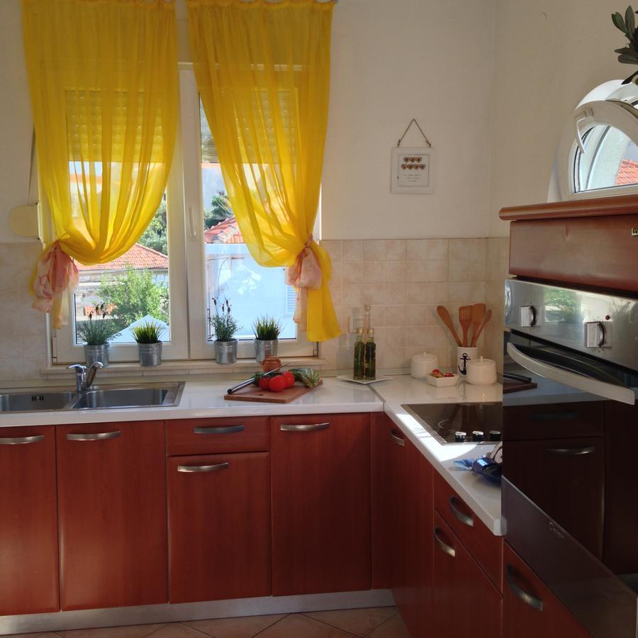 1 Apartmant & 1 Delux Room With Bathroom Ντουμπρόβνικ Εξωτερικό φωτογραφία