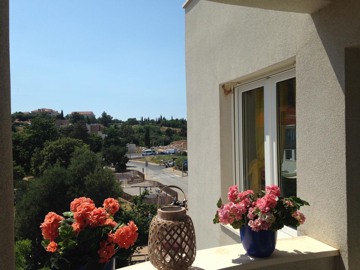 1 Apartmant & 1 Delux Room With Bathroom Ντουμπρόβνικ Εξωτερικό φωτογραφία