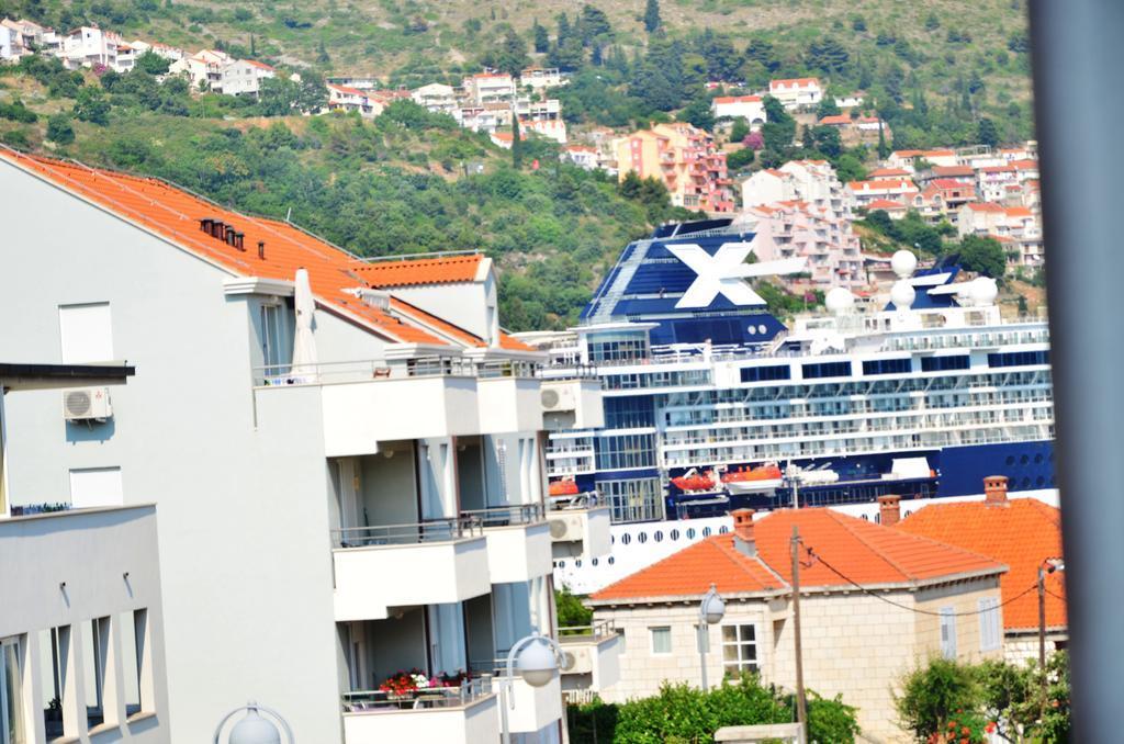 1 Apartmant & 1 Delux Room With Bathroom Ντουμπρόβνικ Εξωτερικό φωτογραφία